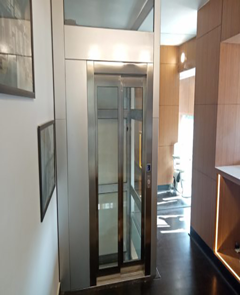 Small elevator for Home